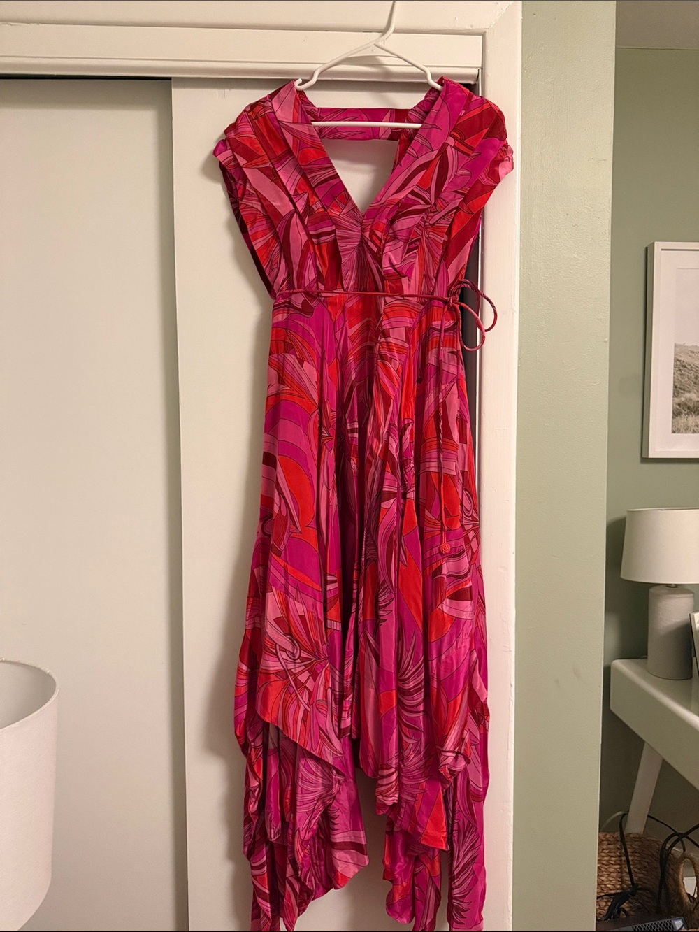 FARM Rio Pink & Red Printed V-Neck Midi Dress